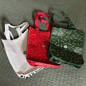 Various lululemon shopping bags